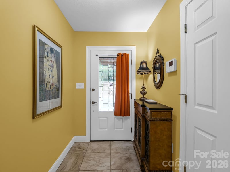 425 Winesap Blvd, Lake Lure, NC 28746