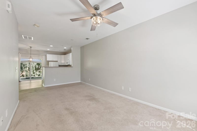 124 Clydesdale Ct, Matthews, NC 28104