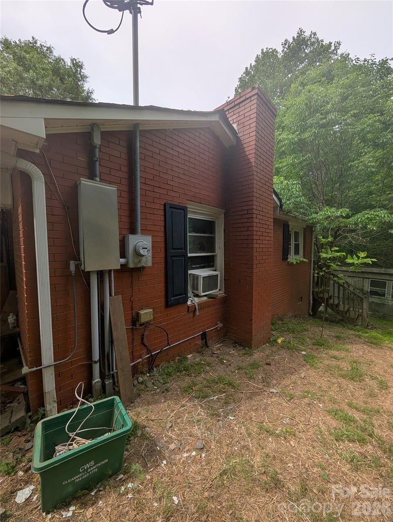 1908 Rock Hollar Rd, Stanley, NC 28164
