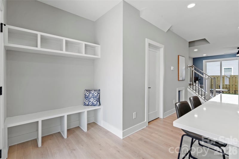 242 Freeland Ln, Charlotte, NC 28217