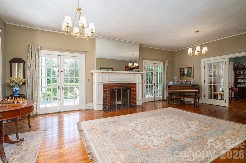 1147 Belvedere Ave, Gastonia, NC 28054