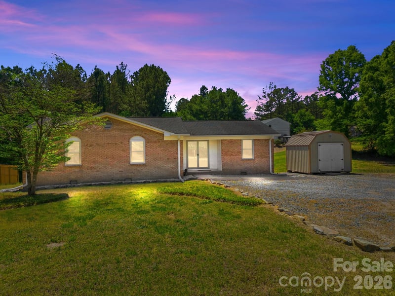 234 Oak Ln, Oakboro, NC 28129
