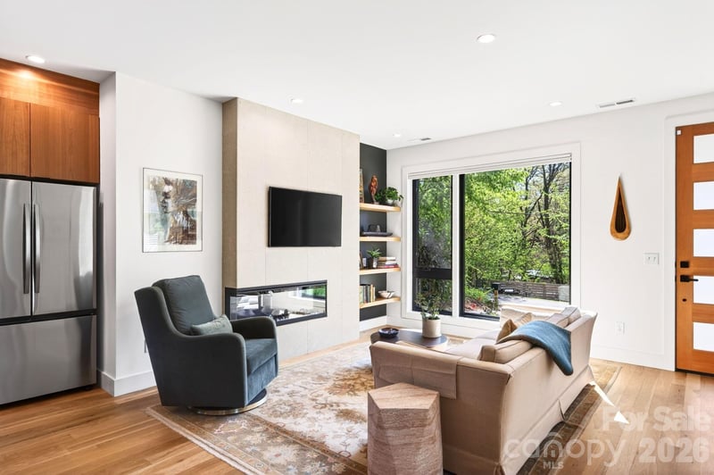 39 Boyd Ave, Asheville, NC 28806