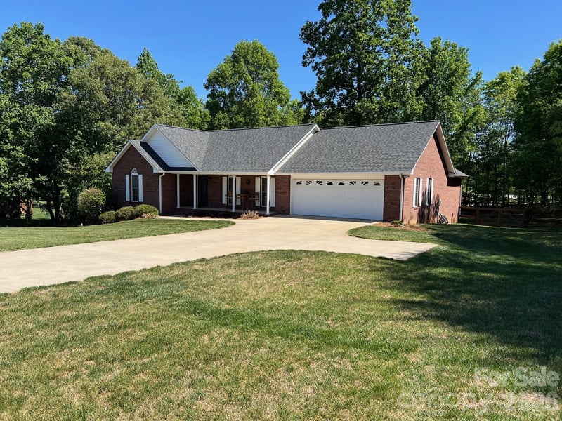 106 Olano Ln, Statesville, NC 28677