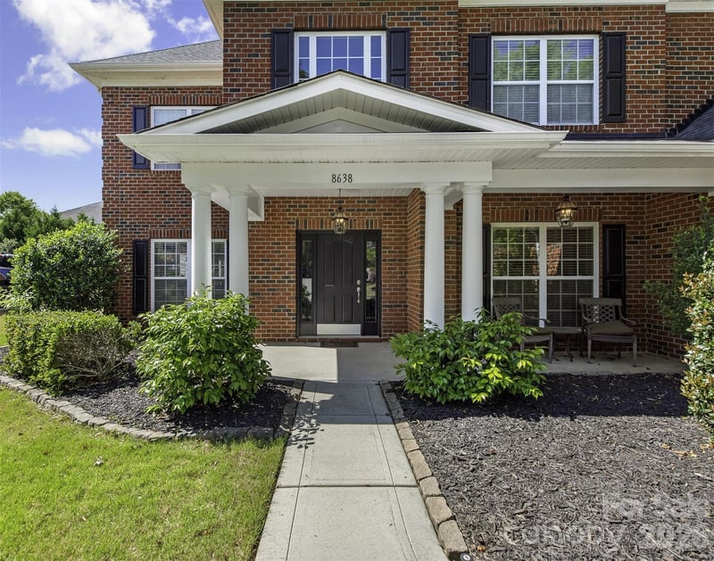 8638 Savannah Rd, Harrisburg, NC 28075