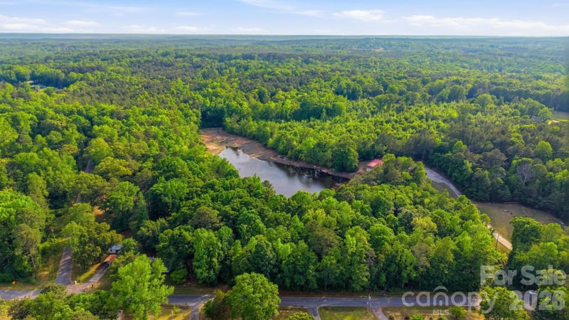 Lakeside Dr, Great Falls, SC 29055