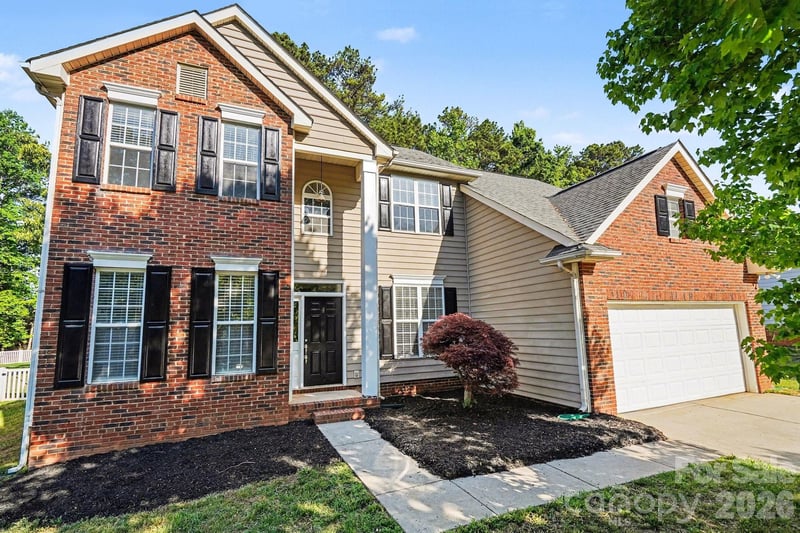 6817 Reedy Creek Rd, Charlotte, NC 28215