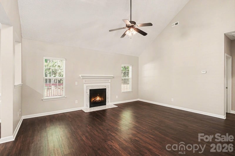 6817 Reedy Creek Rd, Charlotte, NC 28215