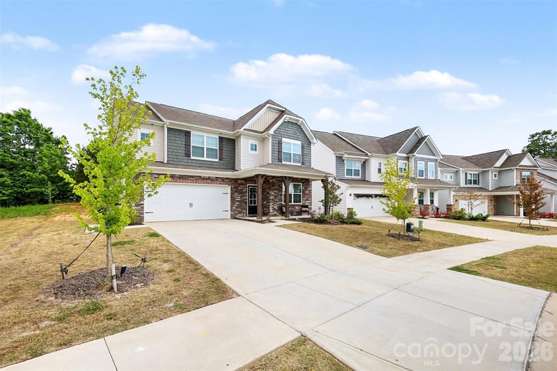 378 Kennerly Center Dr, Mooresville, NC 28115
