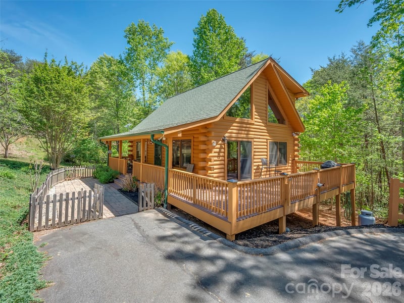 125 Pine Ridge Dr, Bostic, NC 28018
