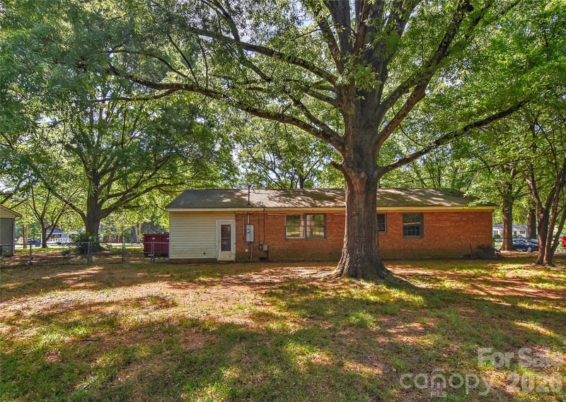 2513 Carroll St, Monroe, NC 28110