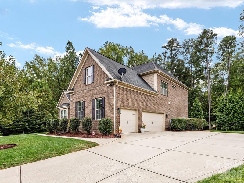 9311 Scorpio Ln, Mint Hill, NC 28227