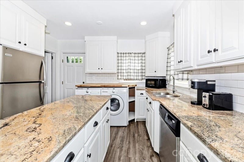 414 8th Ave, Gastonia, NC 28054