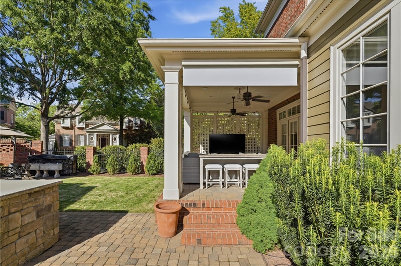 3343 Indian Meadows Ln, Charlotte, NC 28210