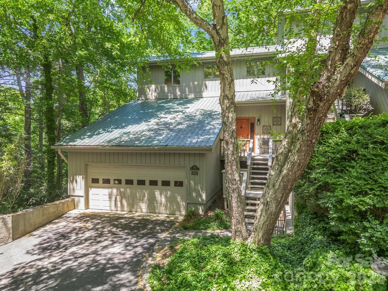 135 Mountain Village Blvd #2005, Lake Lure, NC 28746
