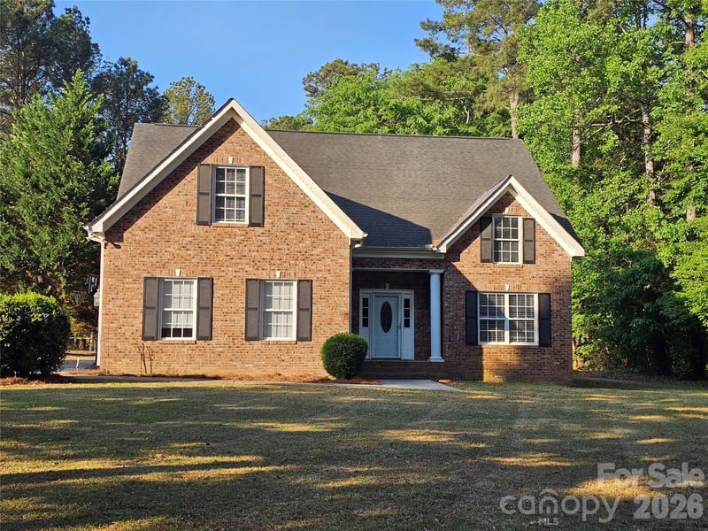 2843 Lakeshore Dr, Chester, SC 29706