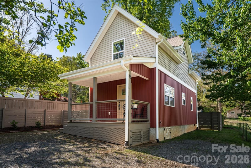 85 New Salem Rd, Swannanoa, NC 28778