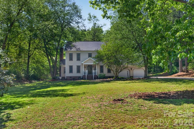 1507 Dennbriar Dr, Concord, NC 28027