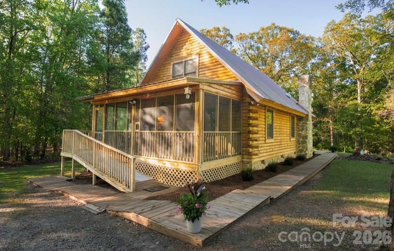 57 Club Ln, Winnsboro, SC 29180