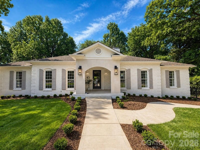 2823 Wickersham Rd, Charlotte, NC 28211