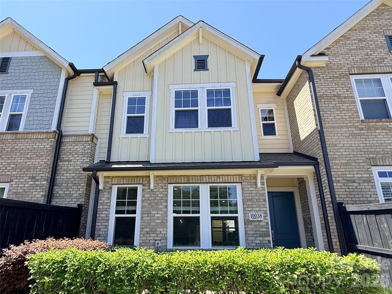 10038 Wayfair Meadow Ct, Charlotte, NC 28277