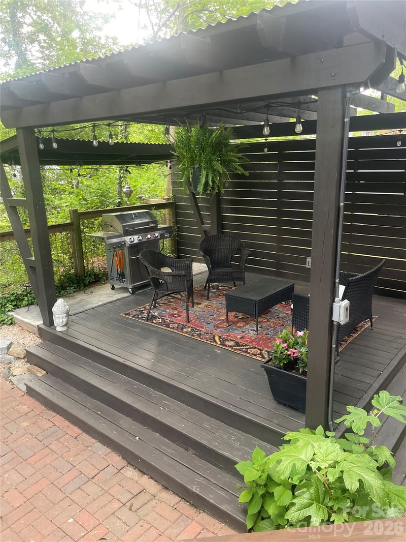 149 State St, Asheville, NC 28806