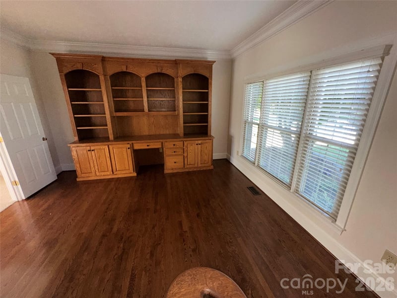 8219 Deer Dr, Harrisburg, NC 28075