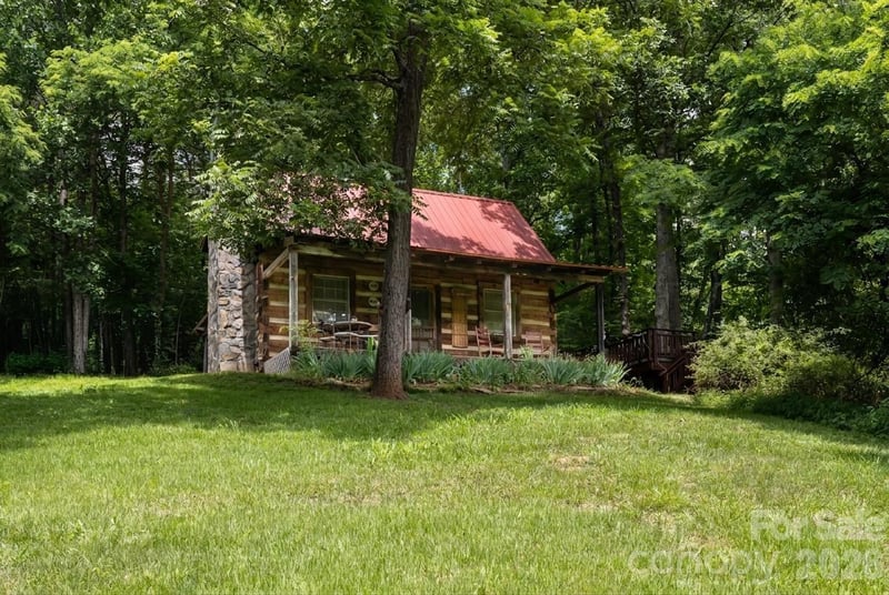 119 Old Salem Branch Dr, Alexander, NC 28701