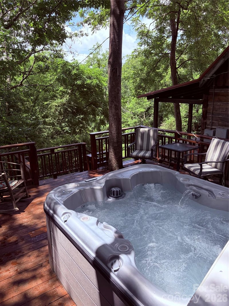 119 Old Salem Branch Dr, Alexander, NC 28701