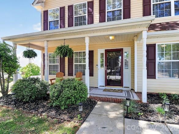 9715 Castle Terrace Ct, Charlotte, NC 28215