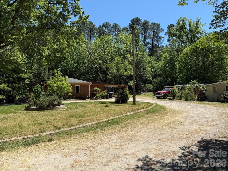2301 Eva Dr, Concord, NC 28027