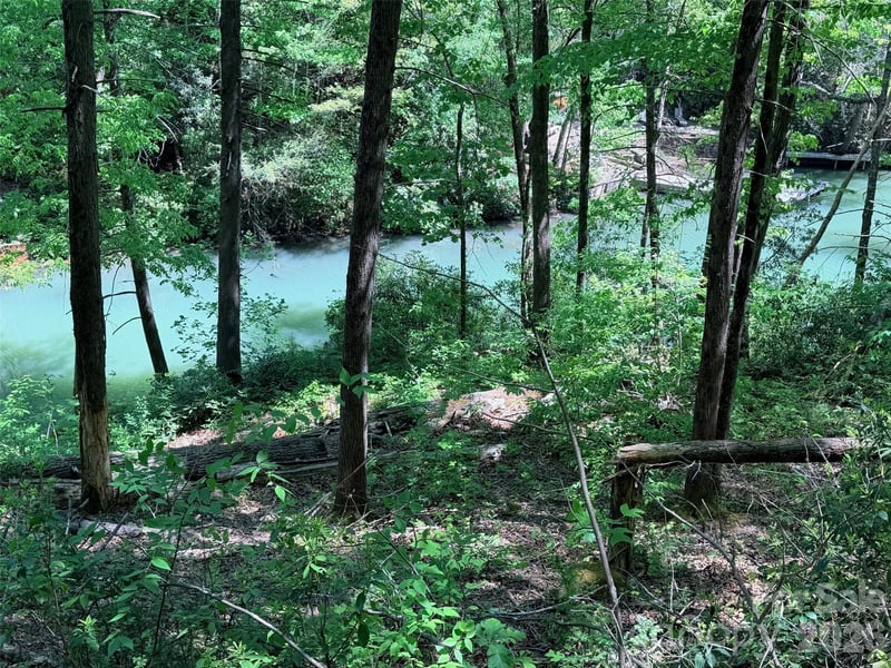 595 Quail Ridge Blvd, Lake Lure, NC 28746