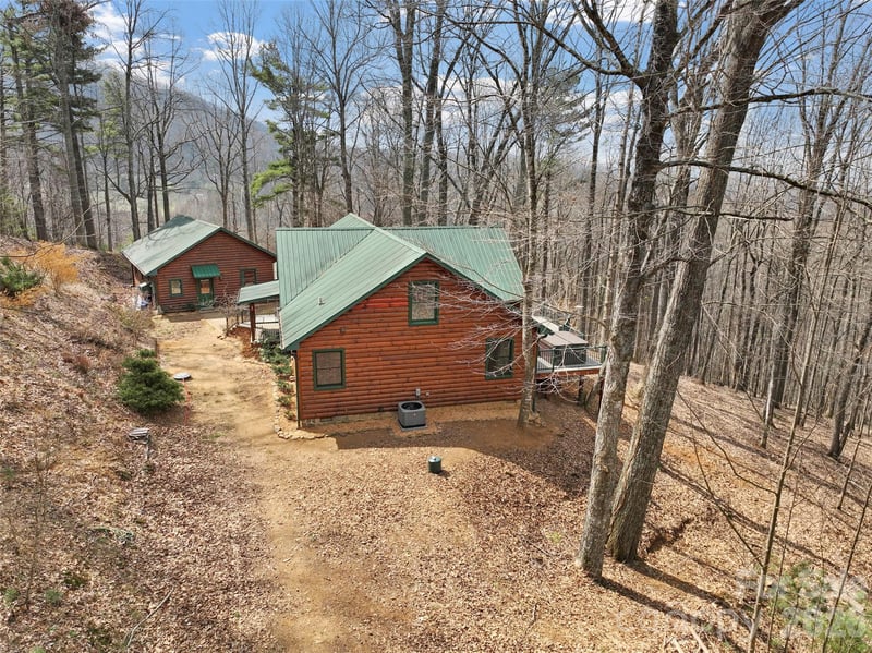 462 Little Mountain Rd, Bakersville, NC 28705