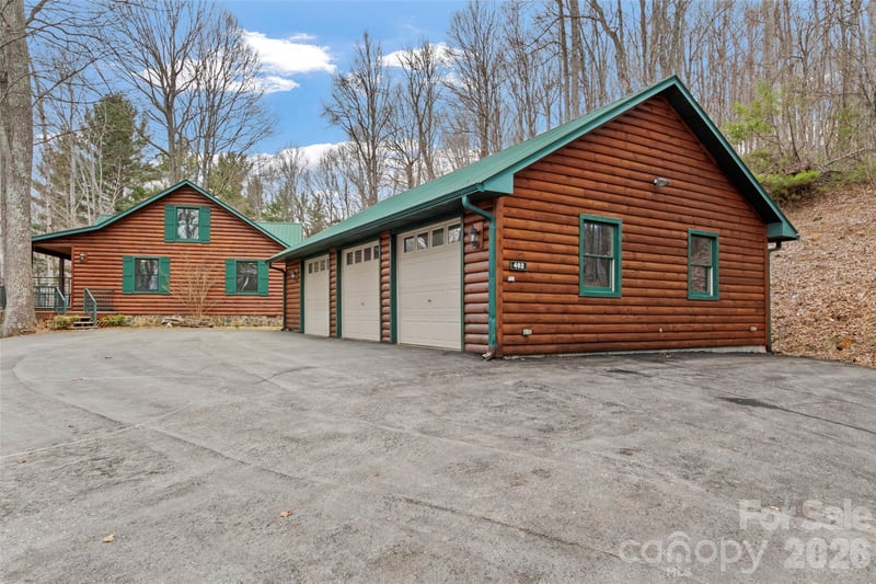 462 Little Mountain Rd, Bakersville, NC 28705