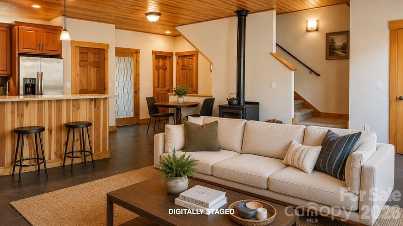 26 Robinson Creek Rd, Asheville, NC 28803