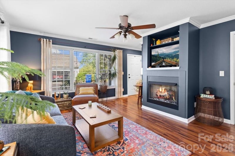 92 Rotunda Cir, Asheville, NC 28806