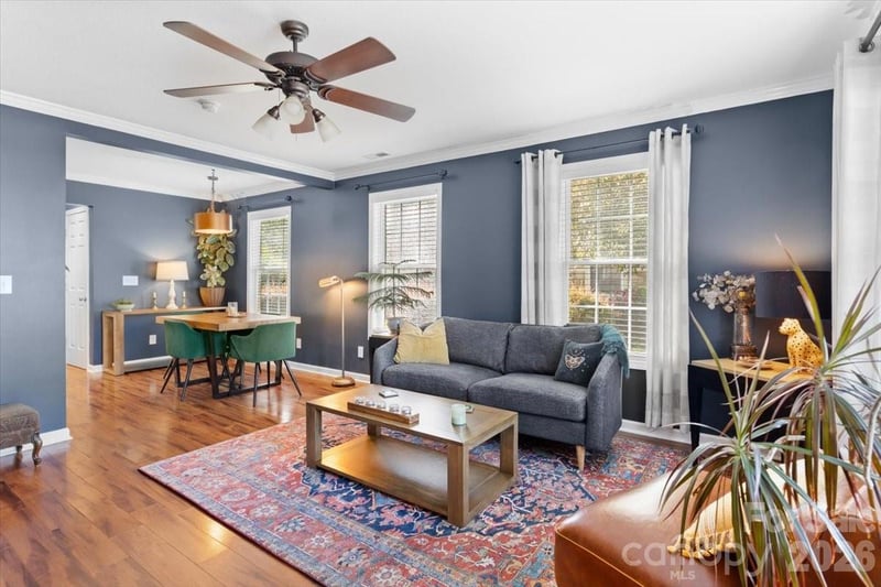 92 Rotunda Cir, Asheville, NC 28806