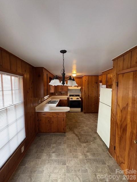 2929 Amity Garden Ct, Charlotte, NC 28205