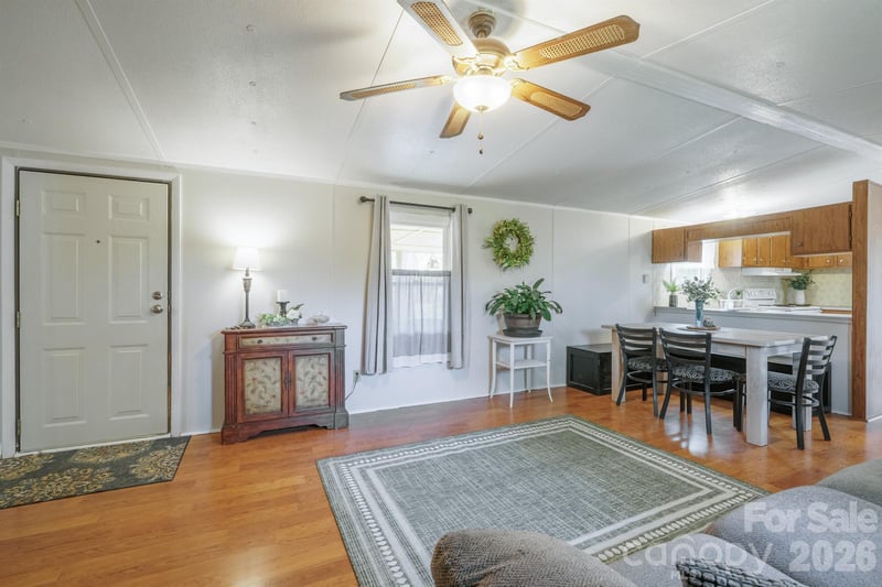 4021 26th Street Ct, Hickory, NC 28601