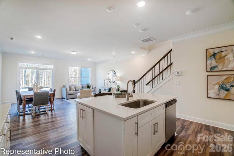 4364 Black Ct, Harrisburg, NC 28075