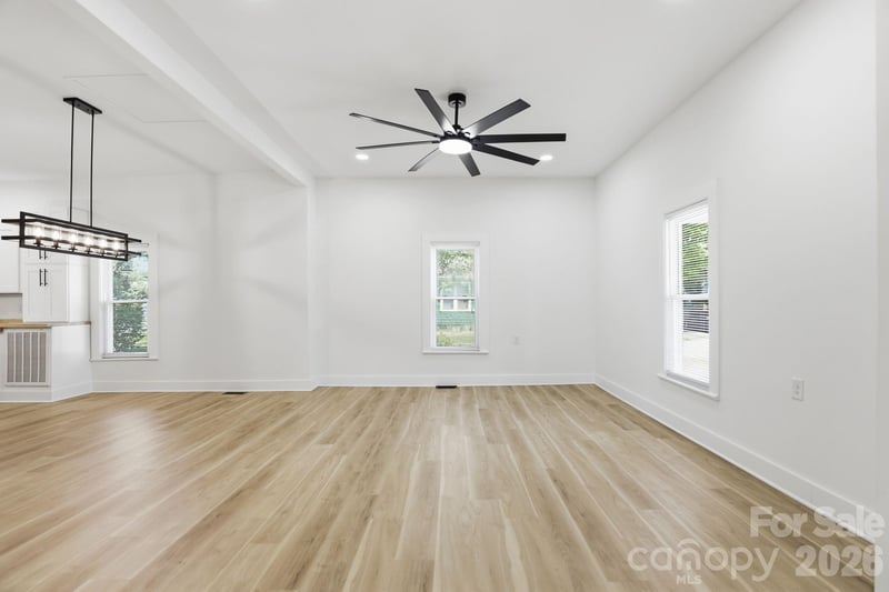 630 Davis Ave, Newton, NC 28658