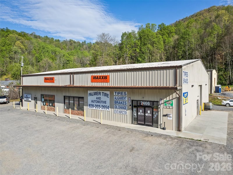 2466 Dellwood Rd, Waynesville, NC 28786
