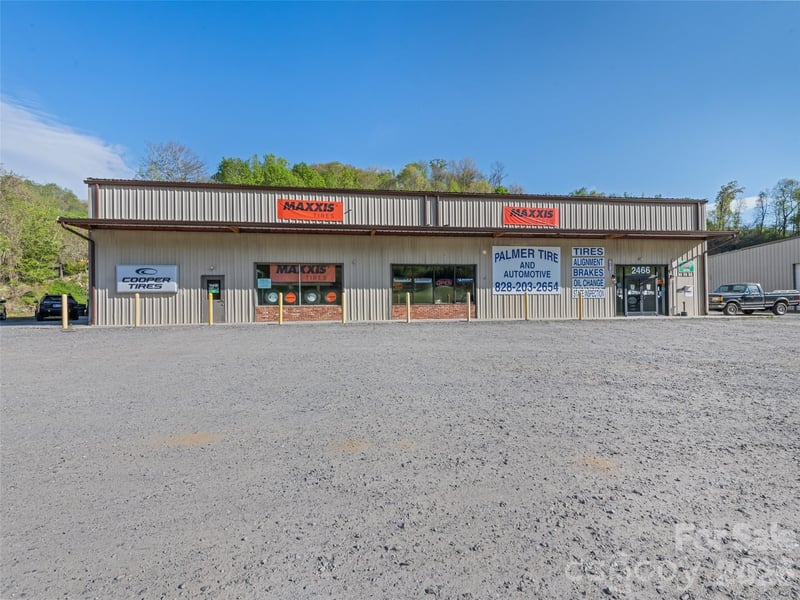 2466 Dellwood Rd, Waynesville, NC 28786