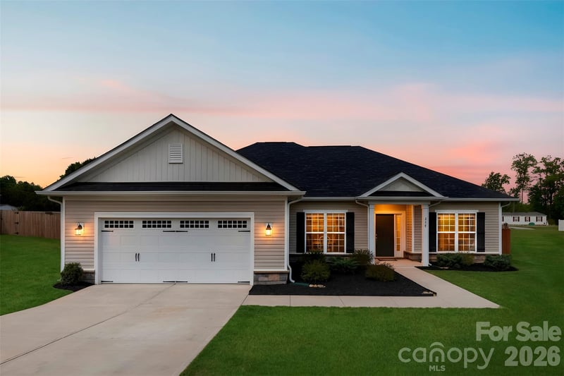 217 Mountain Island Dr, Statesville, NC 28677