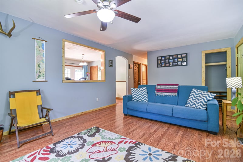 10 Gentry Branch Rd, Weaverville, NC 28787