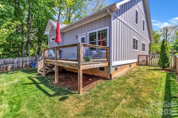 116 Craggy St, Black Mountain, NC 28711