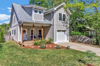 116 Craggy St, Black Mountain, NC 28711