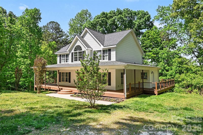 143 Walnut Hollow Ln, Mooresville, NC 28115