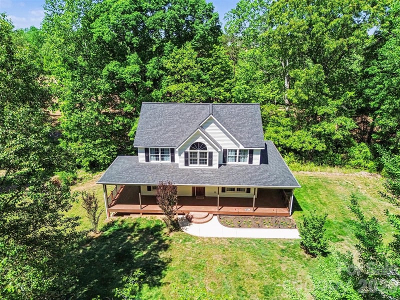 143 Walnut Hollow Ln, Mooresville, NC 28115