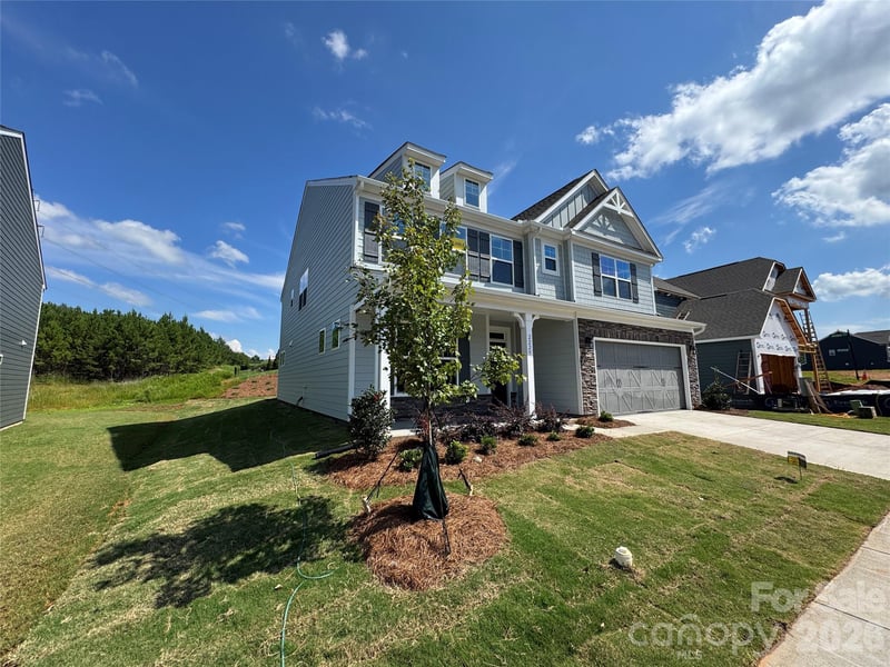 2229 Tabor Rd, Sherrills Ford, NC 28673